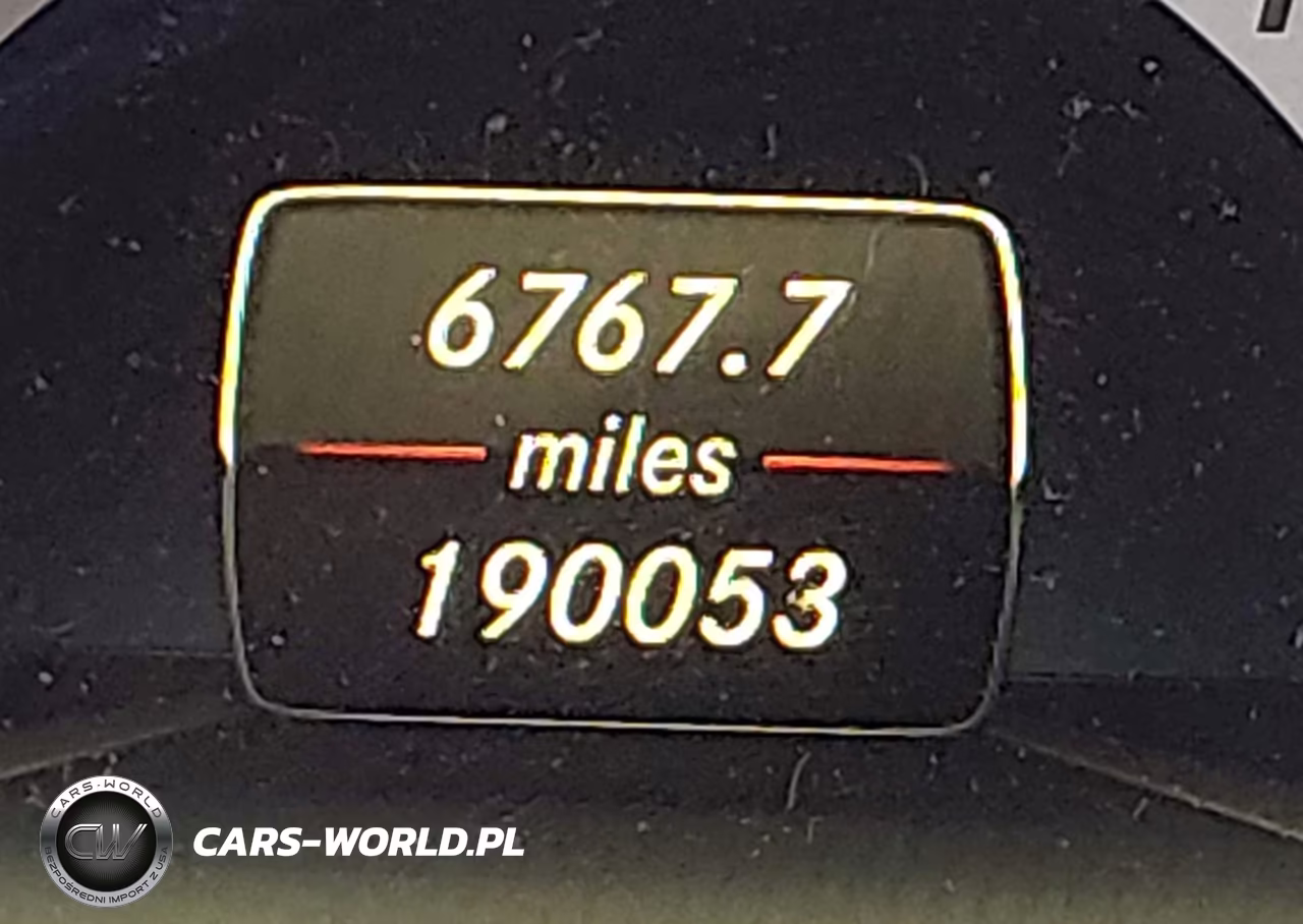 2015 Mercedes-Benz C 350 Sport 4Matic VIN:WDDGJ8JB4FG367046 - 16