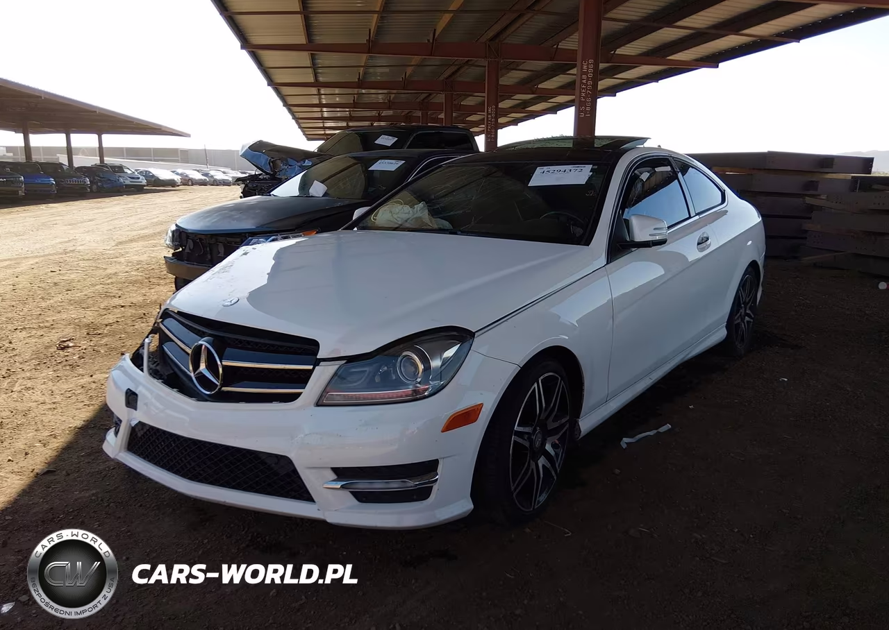 2015 Mercedes-Benz C 350 Sport 4Matic VIN:WDDGJ8JB4FG367046 - 2