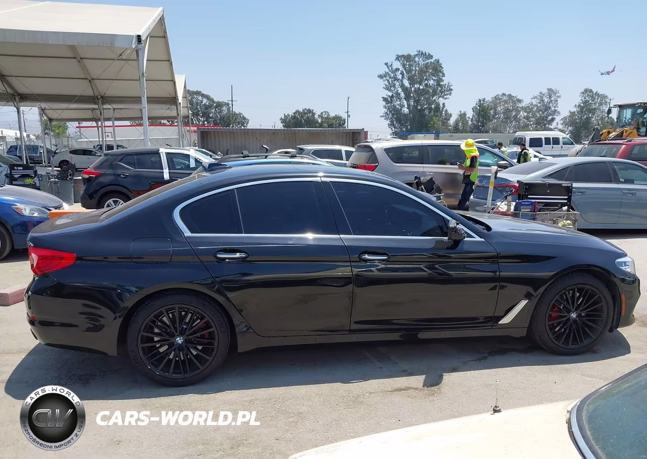 2018 BMW 540I VIN:WBAJE5C57JWA97447 - 13