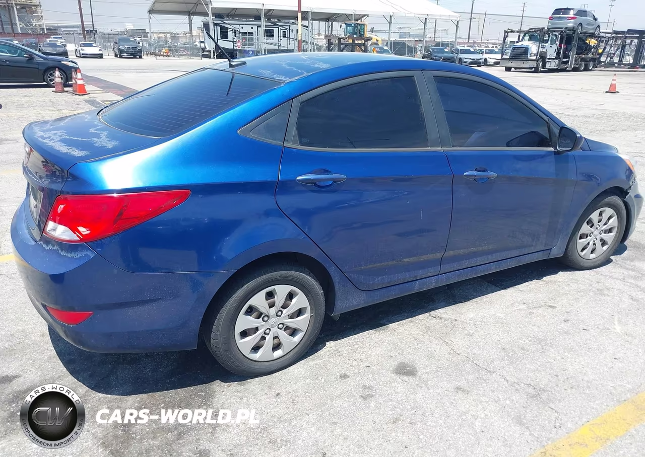 2015 Hyundai Accent Gls VIN:KMHCT4AE5FU866912 - 4