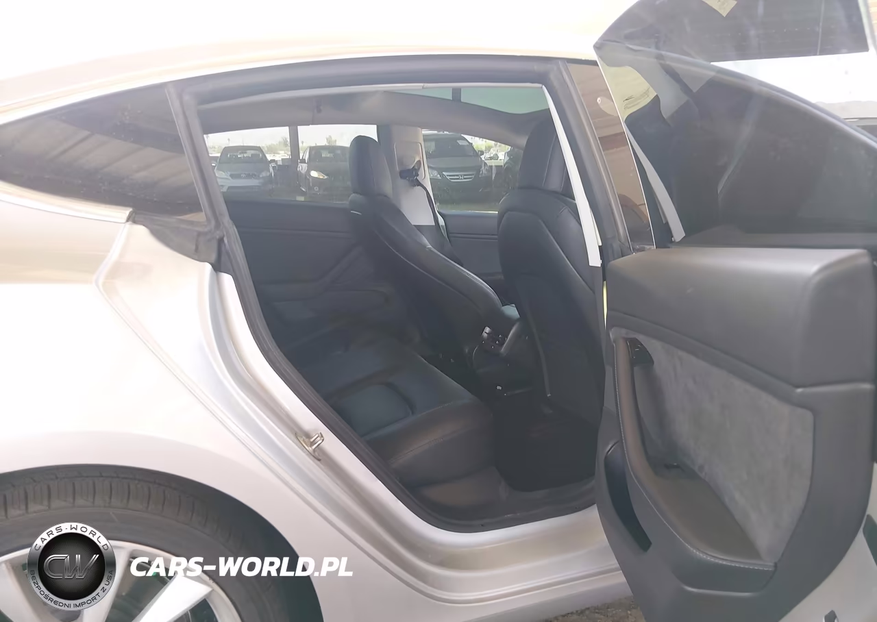 2018 Tesla Model 3 VIN:5YJ3E1EA5JF098466 - 8