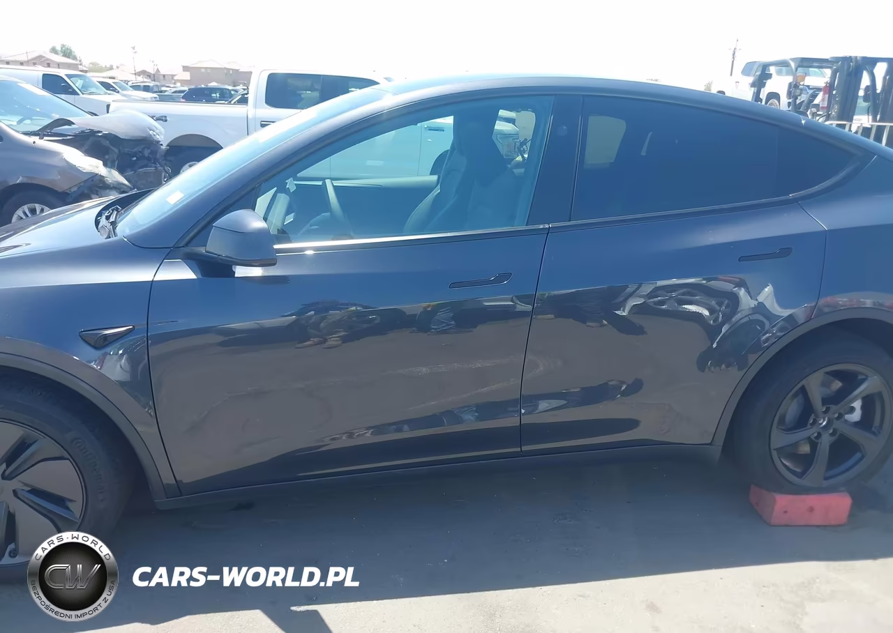 2026 Tesla Model Y Premium Rear-Wheel Drive-Rear-Wheel Drive VIN:7SAYGDED0TF638288 - 14