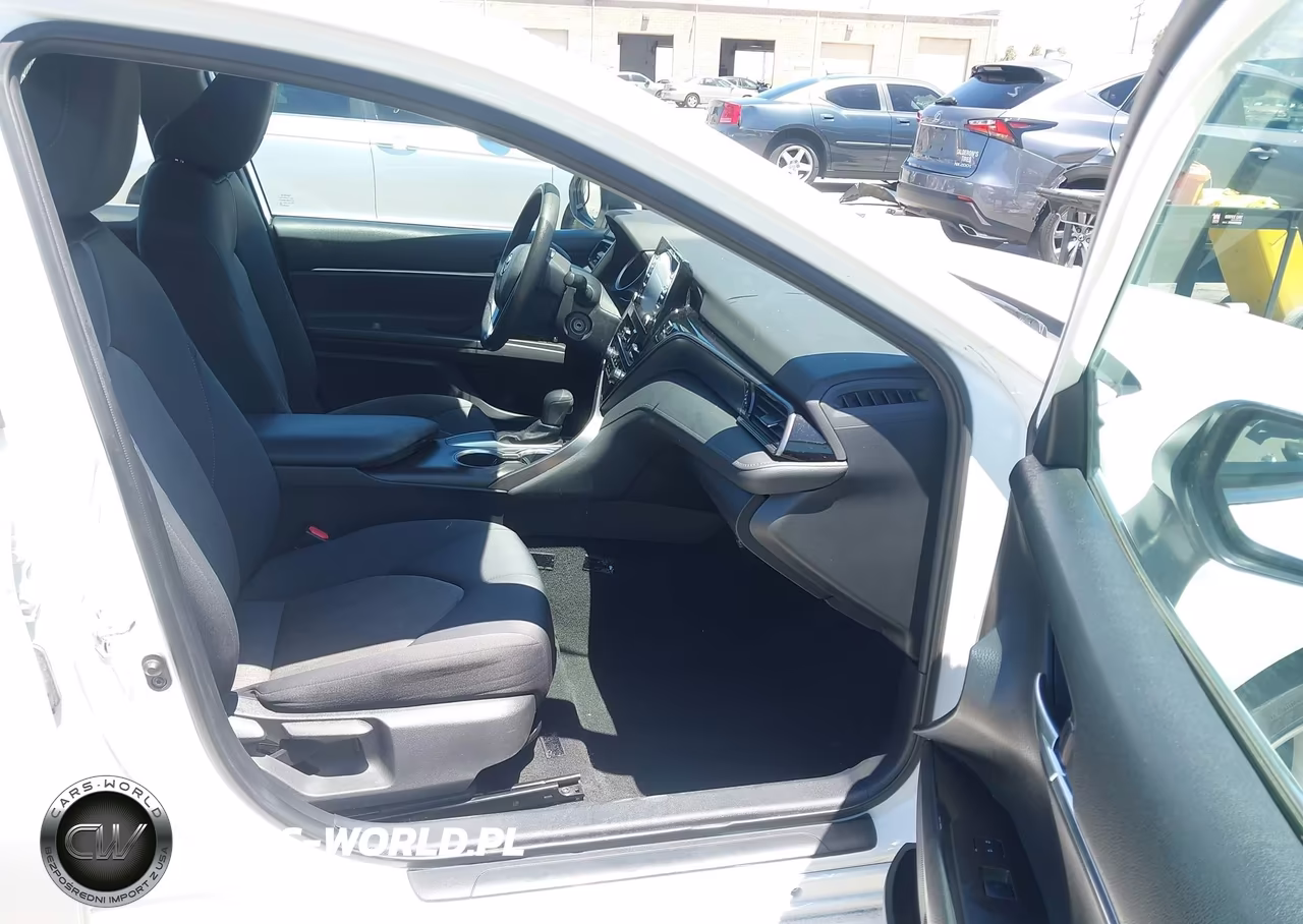 2021 Toyota Camry Le VIN:4T1C11AK9MU594288 - 5