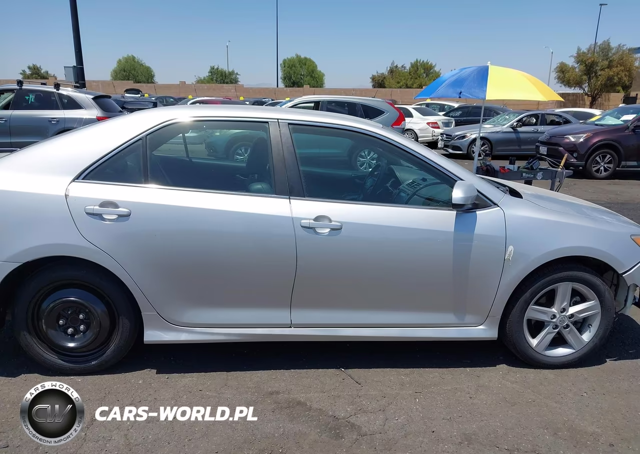 2013 Toyota Camry Se VIN:4T1BF1FK7DU245264 - 13