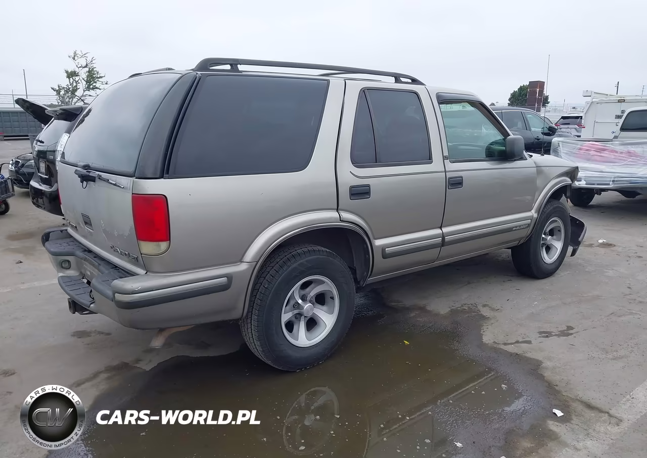 1999 Chevrolet Blazer Lt VIN:1GNCS13WXX2108192 - 4