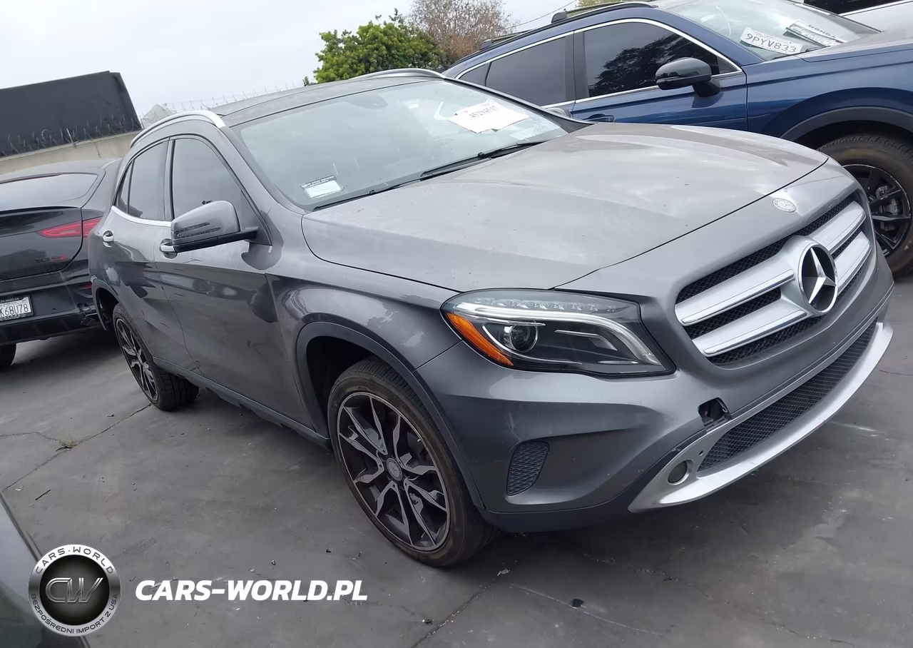 2015 Mercedes-Benz Gla 250 4Matic – zdjęcie 1 z 18