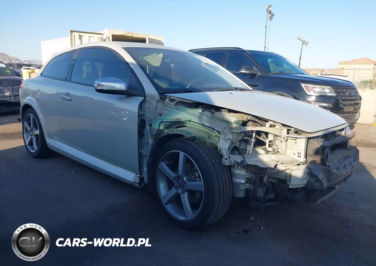 2012 Volvo C30 T5-T5 Platinum-T5 Premier Plus-T5 R-Design-T5 R-Design Platinum-T5 R-Design Premier Plus – zdjęcie 1 z 17