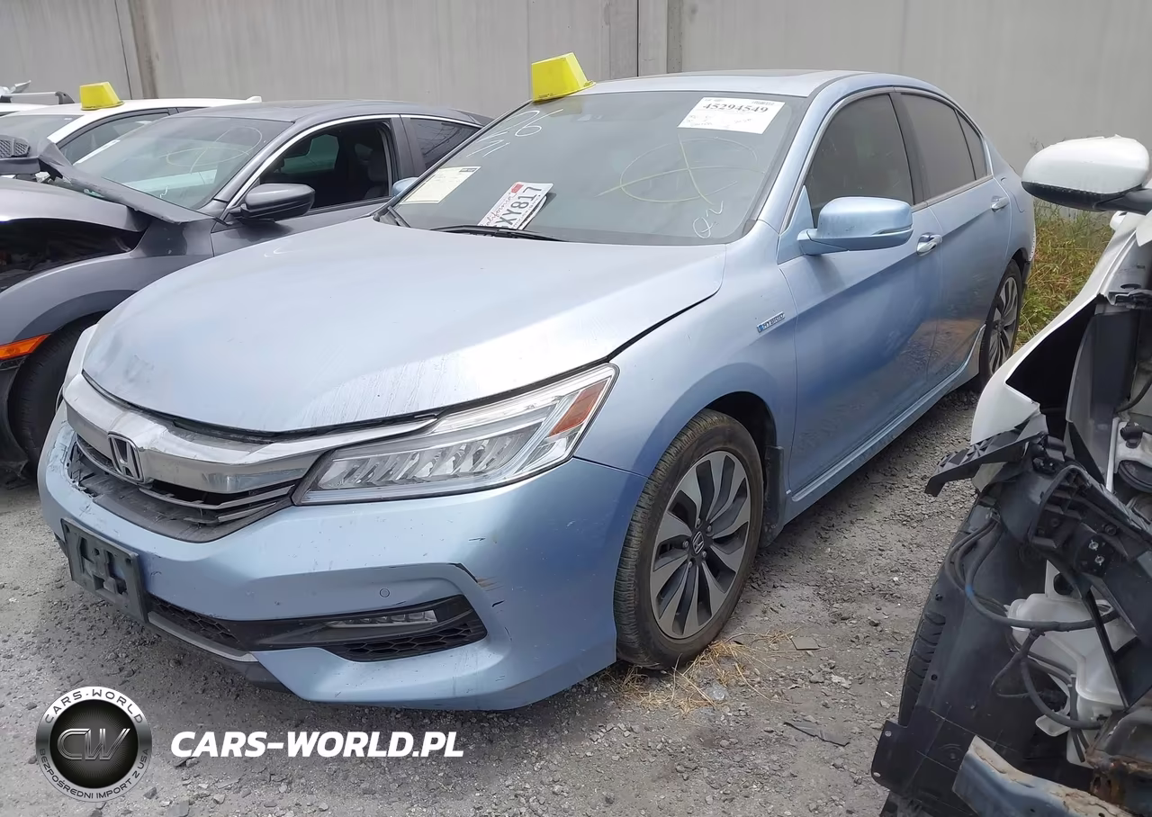 2017 Honda Accord Hybrid Touring VIN:JHMCR6F73HC024473 - 2