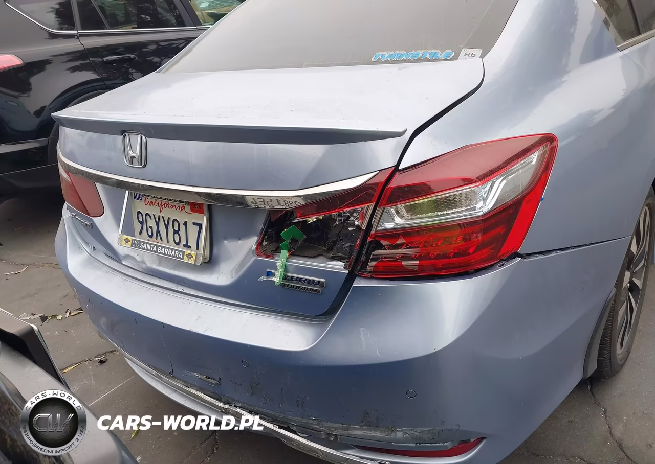 2017 Honda Accord Hybrid Touring VIN:JHMCR6F73HC024473 - 6