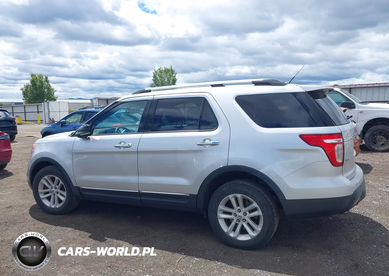 2013 Ford Explorer Xlt VIN:1FM5K8D86DGA82825 - 14