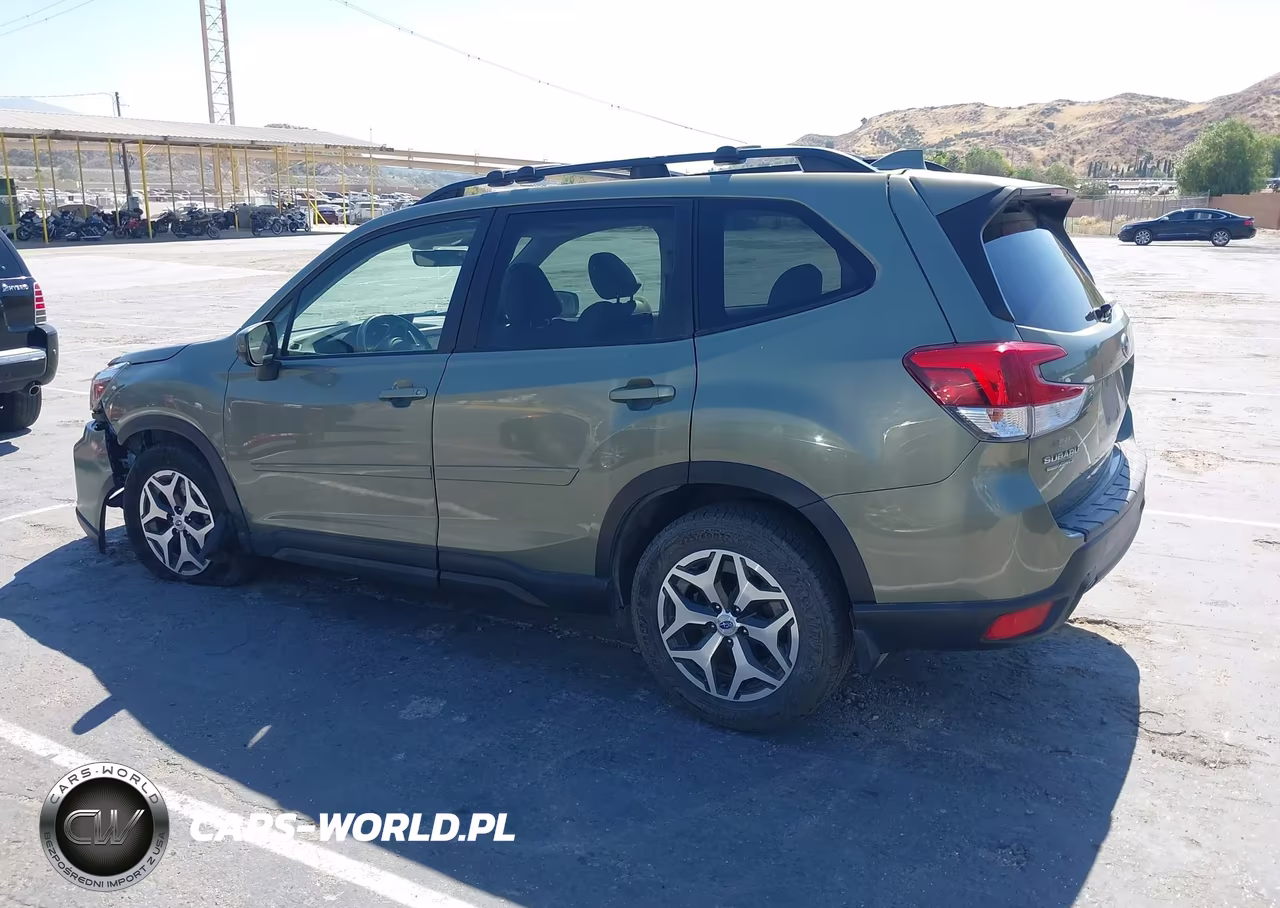2019 Subaru Forester Premium VIN:JF2SKAEC7KH492317 - 14