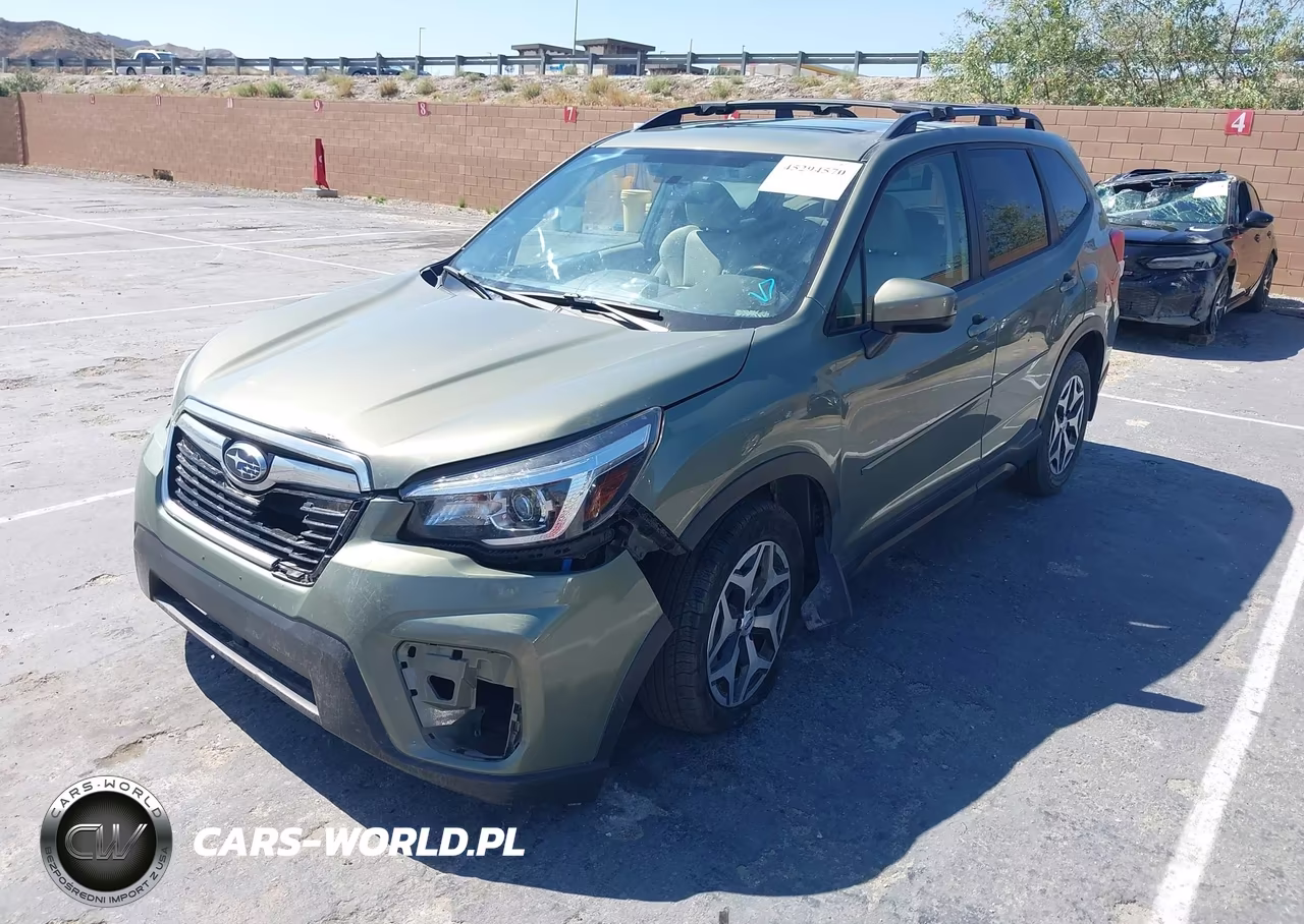 2019 Subaru Forester Premium VIN:JF2SKAEC7KH492317 - 2