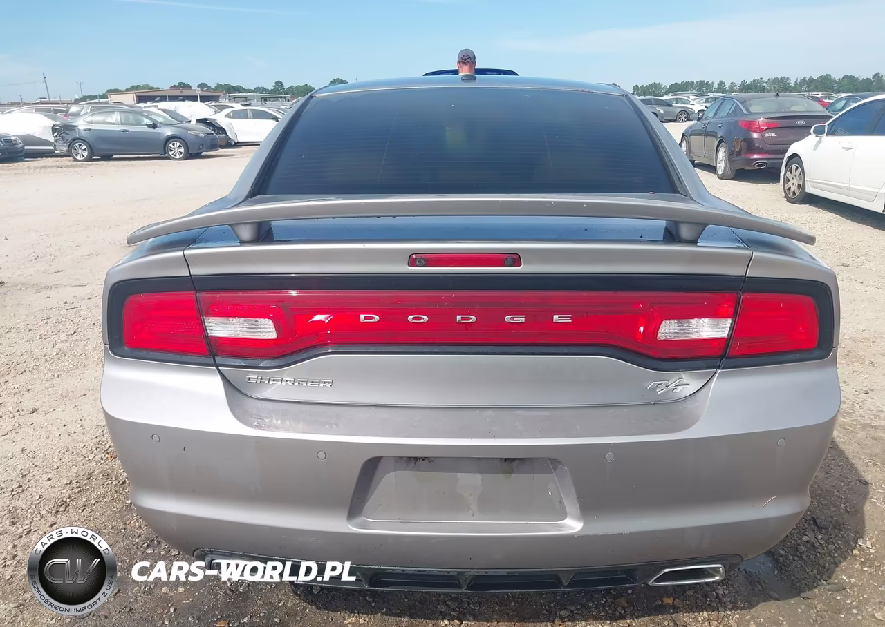2011 Dodge Charger R-T VIN:2B3CL5CT3BH519888 - 16