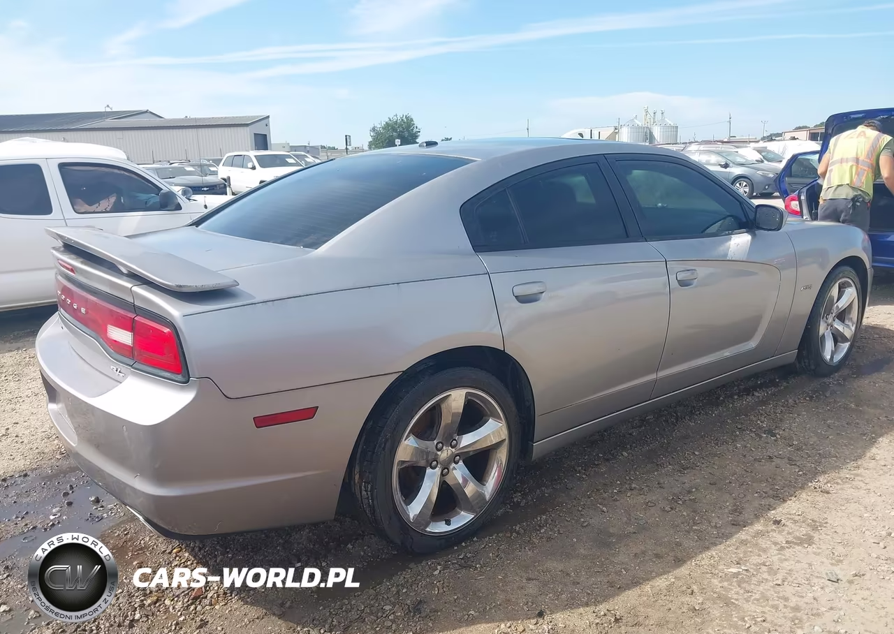 2011 Dodge Charger R-T VIN:2B3CL5CT3BH519888 - 4