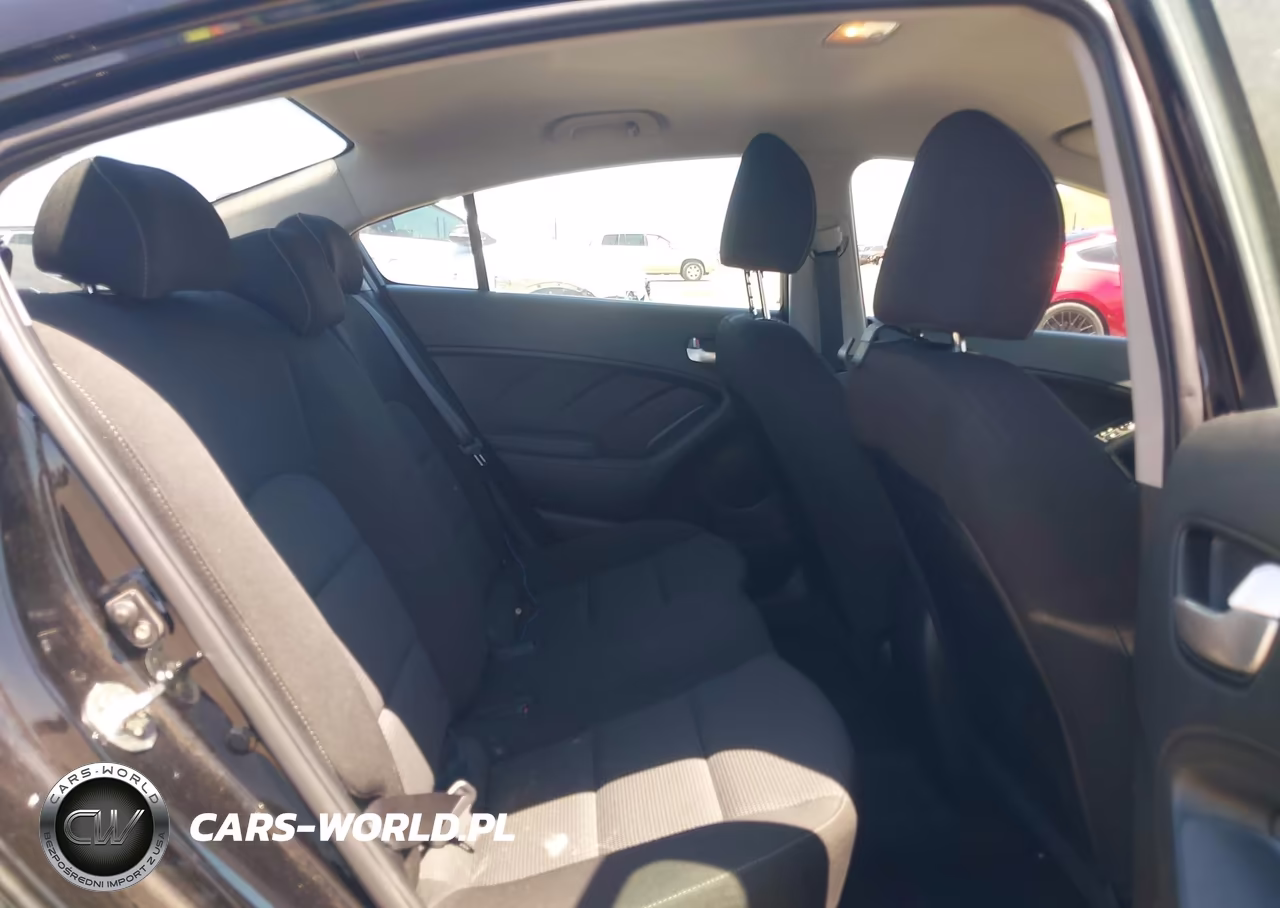 2017 Kia Forte Lx VIN:3KPFK4A79HE120941 - 8