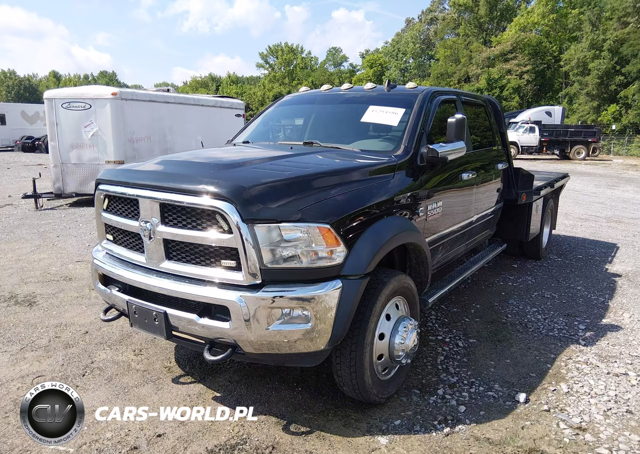 2018 Ram 5500 Chassis Tradesman-Slt-Laramie VIN:3C7WRNEL4JG371744 - 2