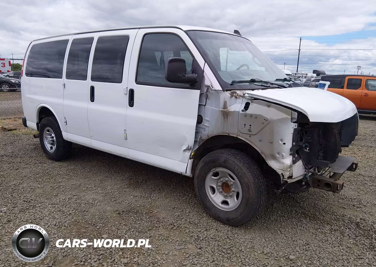 2018 Chevrolet Express 2500 Ls