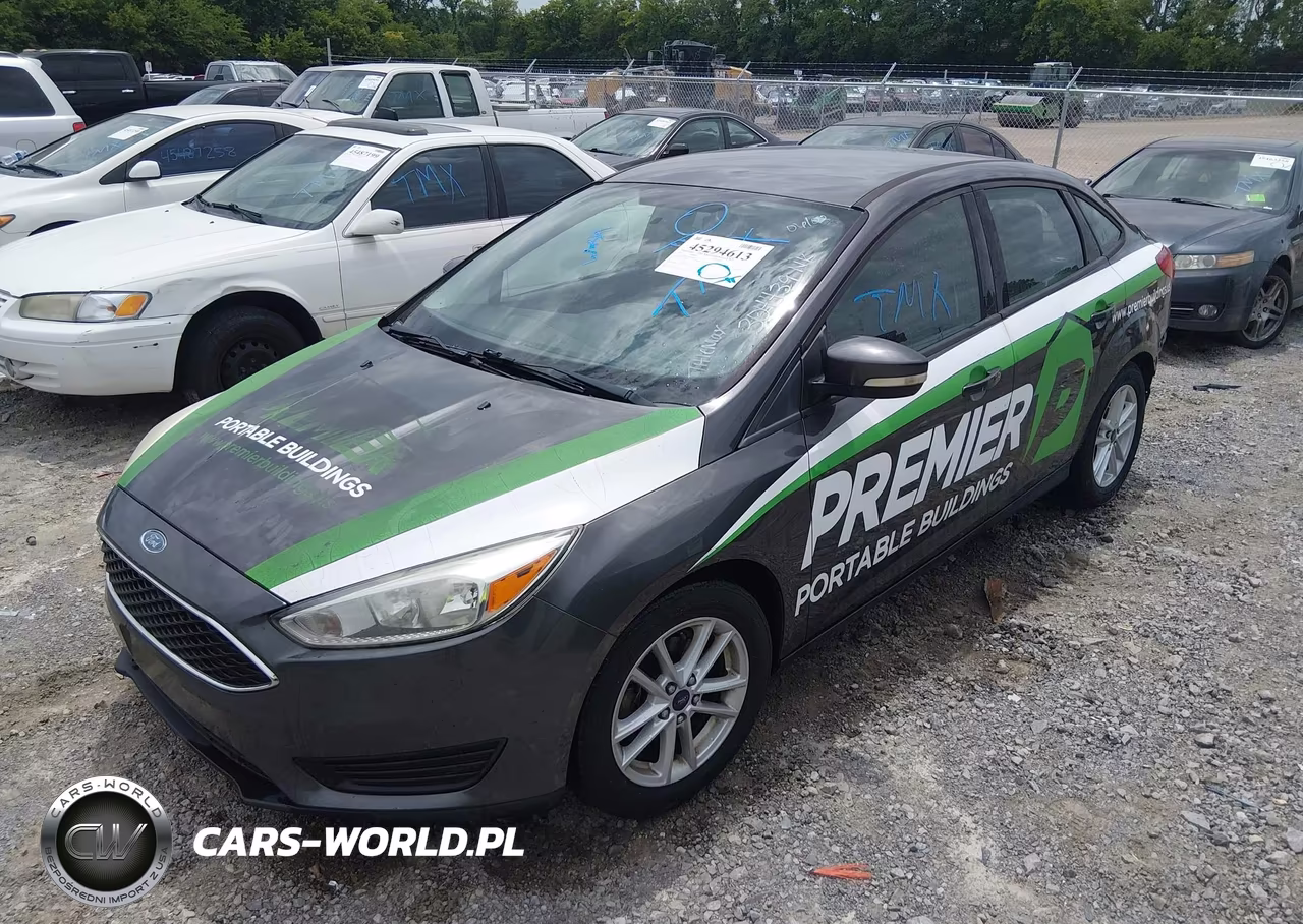 2015 Ford Focus Se VIN:1FADP3F2XFL304439 - 6
