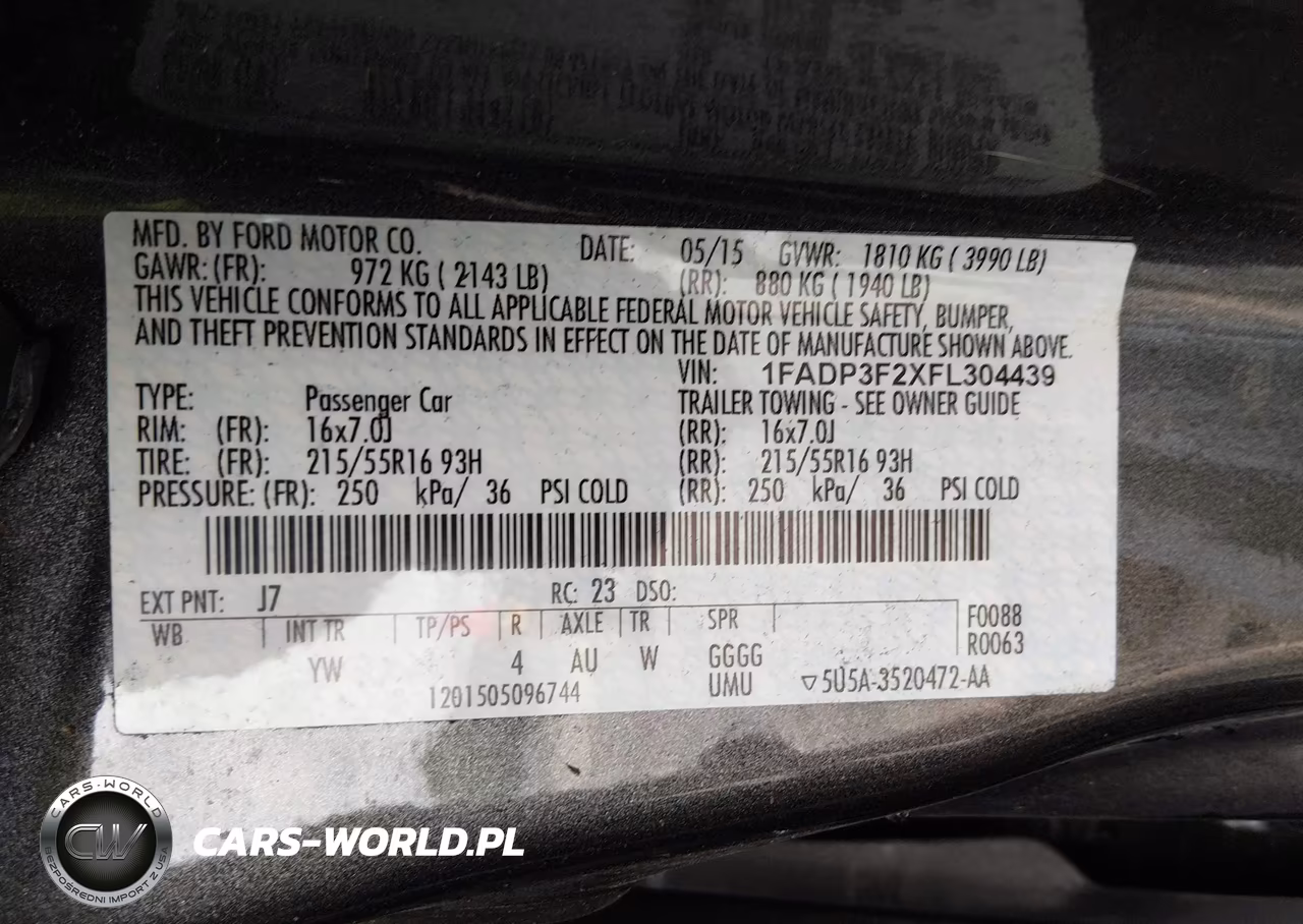 2015 Ford Focus Se VIN:1FADP3F2XFL304439 - 9