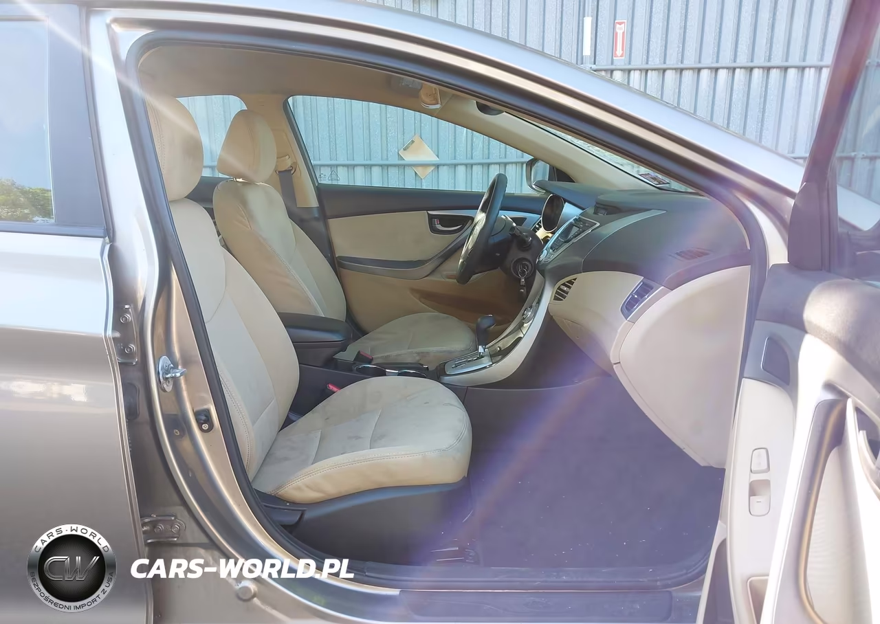 2012 Hyundai Elantra Gls VIN:5NPDH4AE8CH096107 - 5