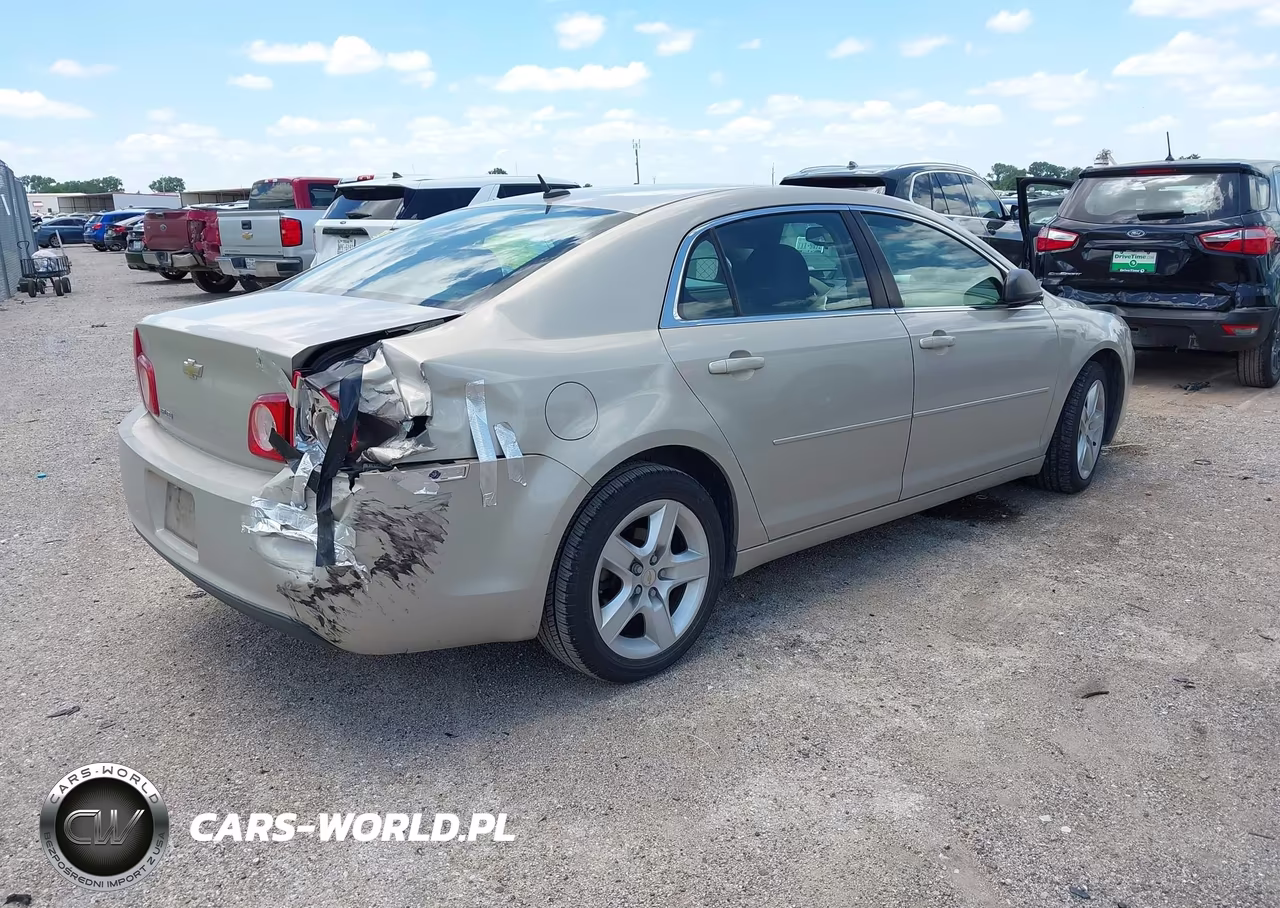 2011 Chevrolet Malibu Ls VIN:1G1ZB5E17BF211964 - 4