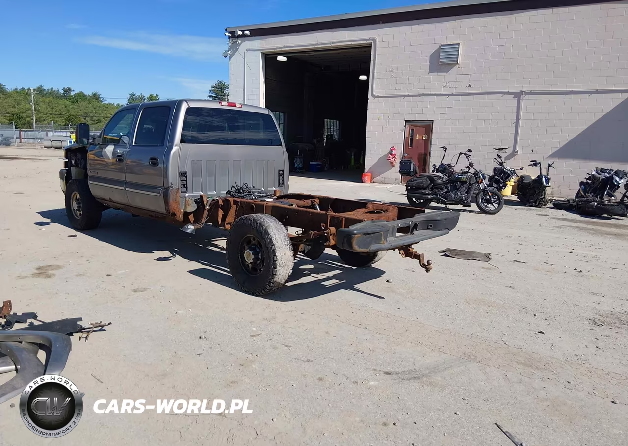 2007 Chevrolet Silverado 2500Hd Classic Lt1 VIN:1GCHK23U87F136438 - 3