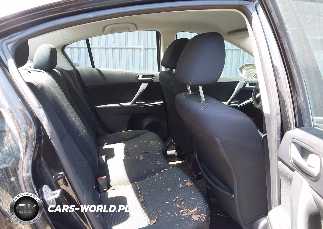 2012 Mazda Mazda3 I Sport VIN:JM1BL1UF4C1546397 - 8