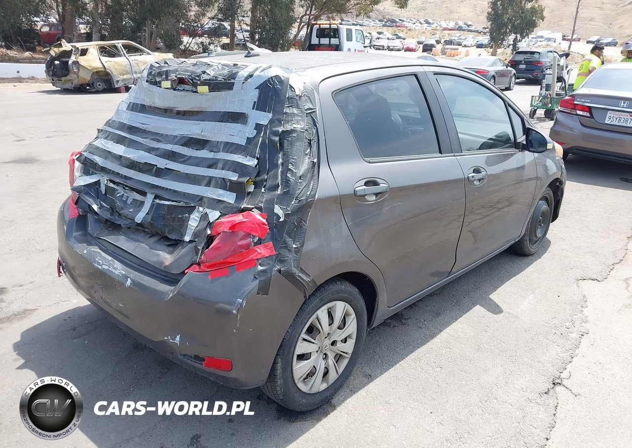 2012 Toyota Yaris Le VIN:JTDKTUD35CD520333 - 4