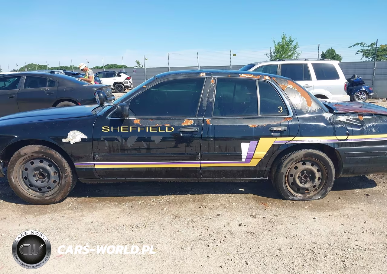 2009 Ford Crown Victoria Police Interceptor VIN:2FAHP71V29X102213 - 14