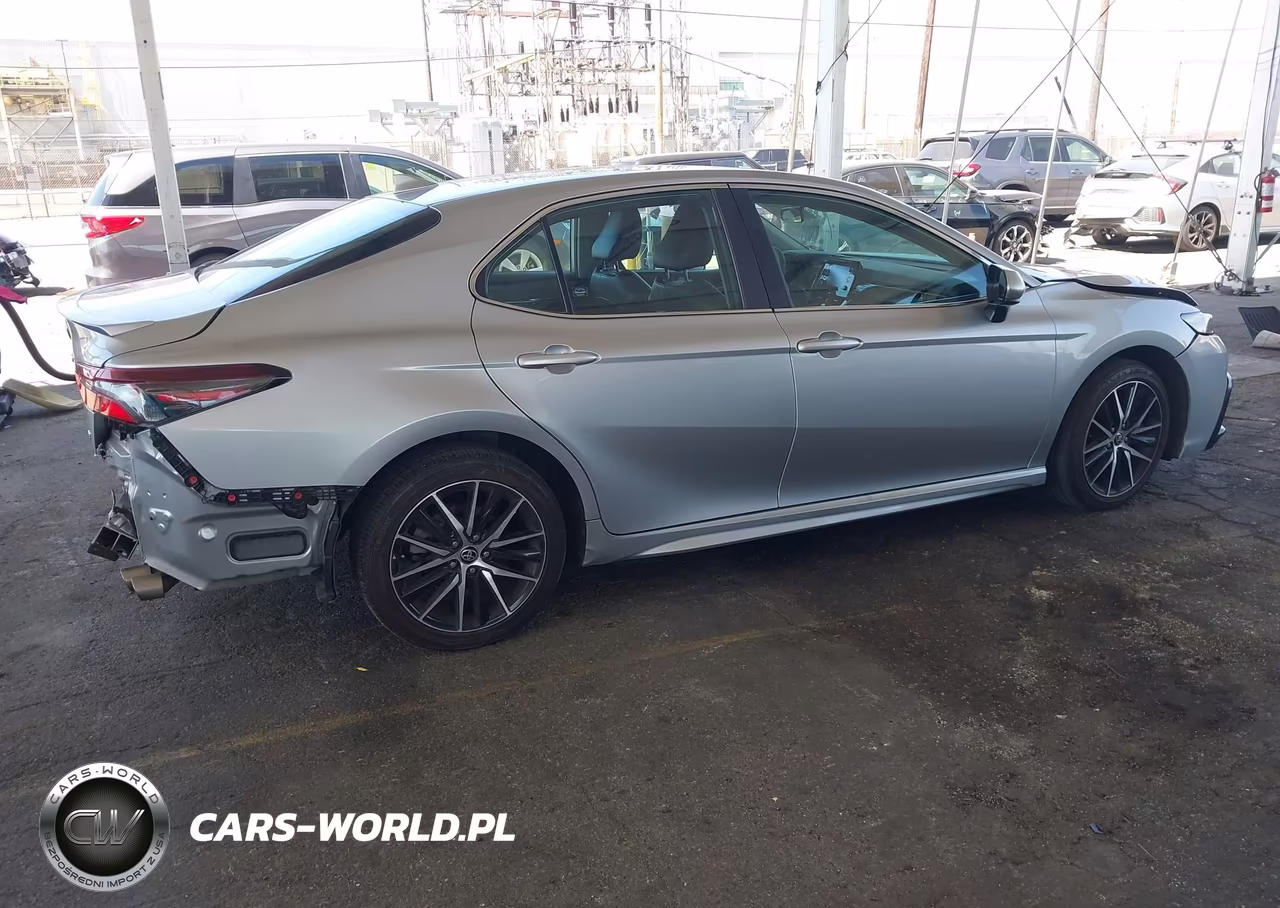 2021 Toyota Camry Se VIN:4T1G11AK0MU565487 - 4