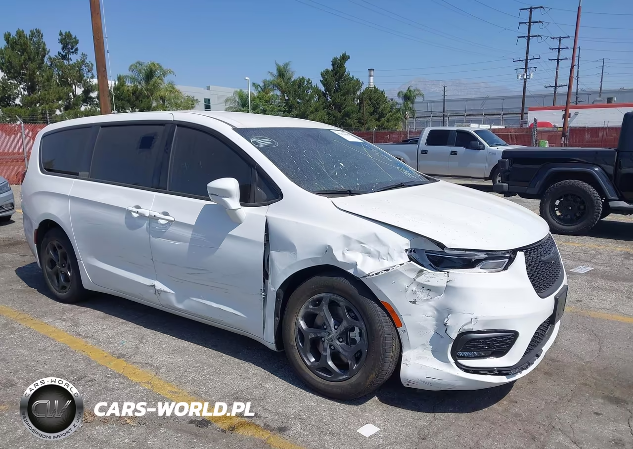 2022 Chrysler Pacifica Hybrid Touring L
