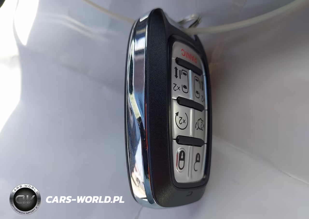 2022 Chrysler Pacifica Hybrid Touring L VIN:2C4RC1L75NR187780 - 11