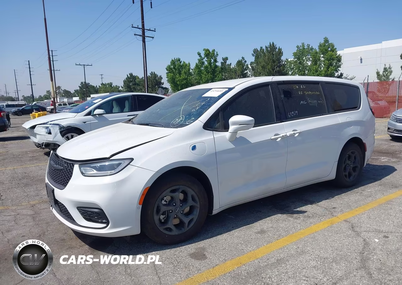 2022 Chrysler Pacifica Hybrid Touring L VIN:2C4RC1L75NR187780 - 2