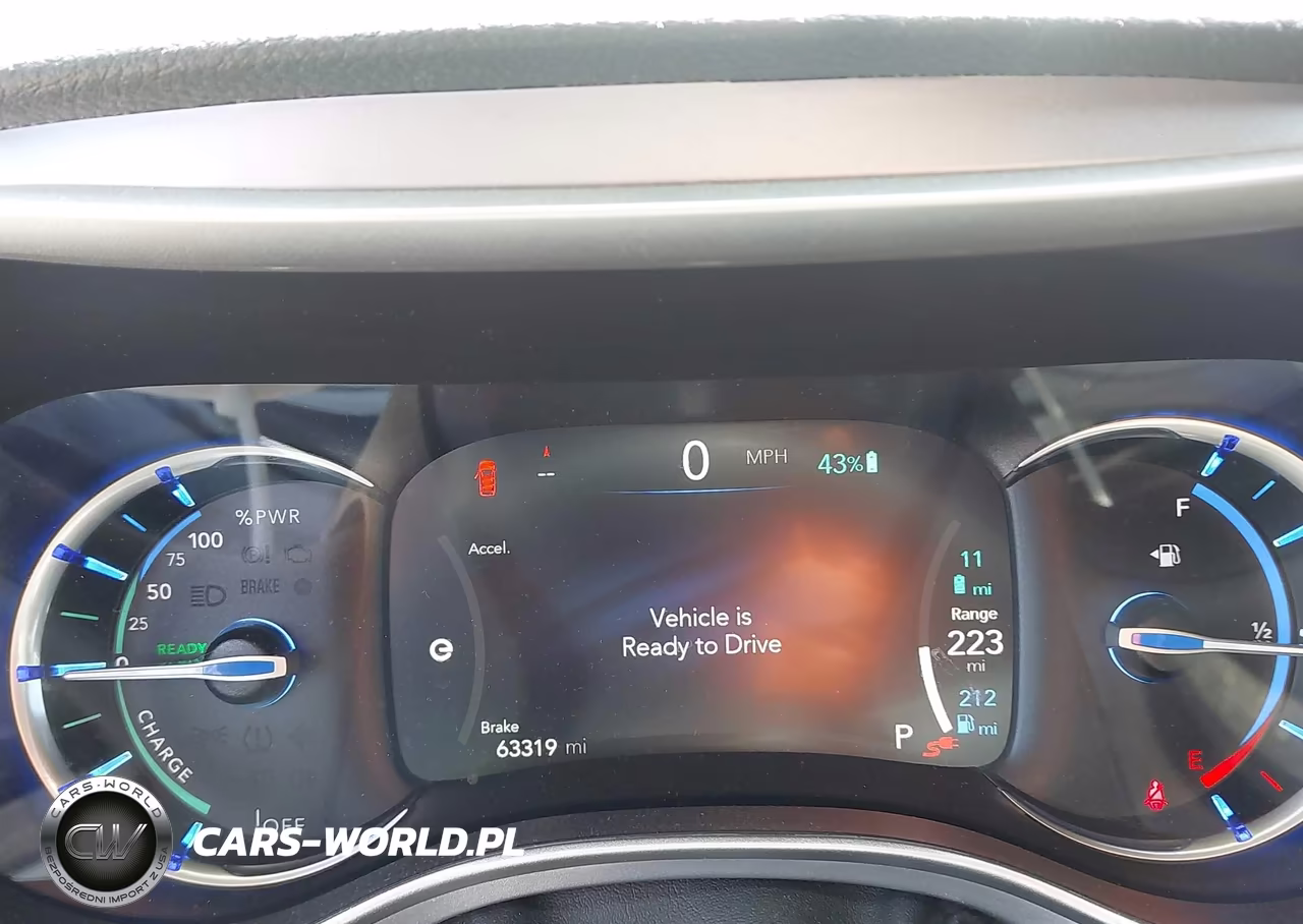 2022 Chrysler Pacifica Hybrid Touring L VIN:2C4RC1L75NR187780 - 7