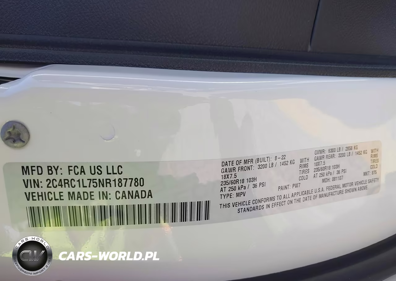 2022 Chrysler Pacifica Hybrid Touring L VIN:2C4RC1L75NR187780 - 9