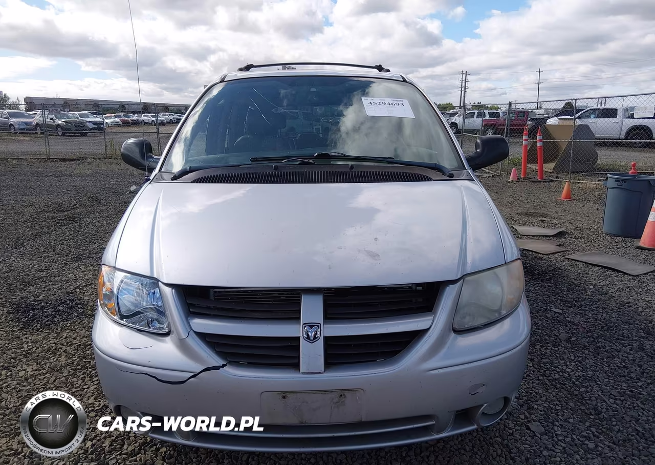 2005 Dodge Grand Caravan Sxt VIN:2D8GP44L15R143656 - 12