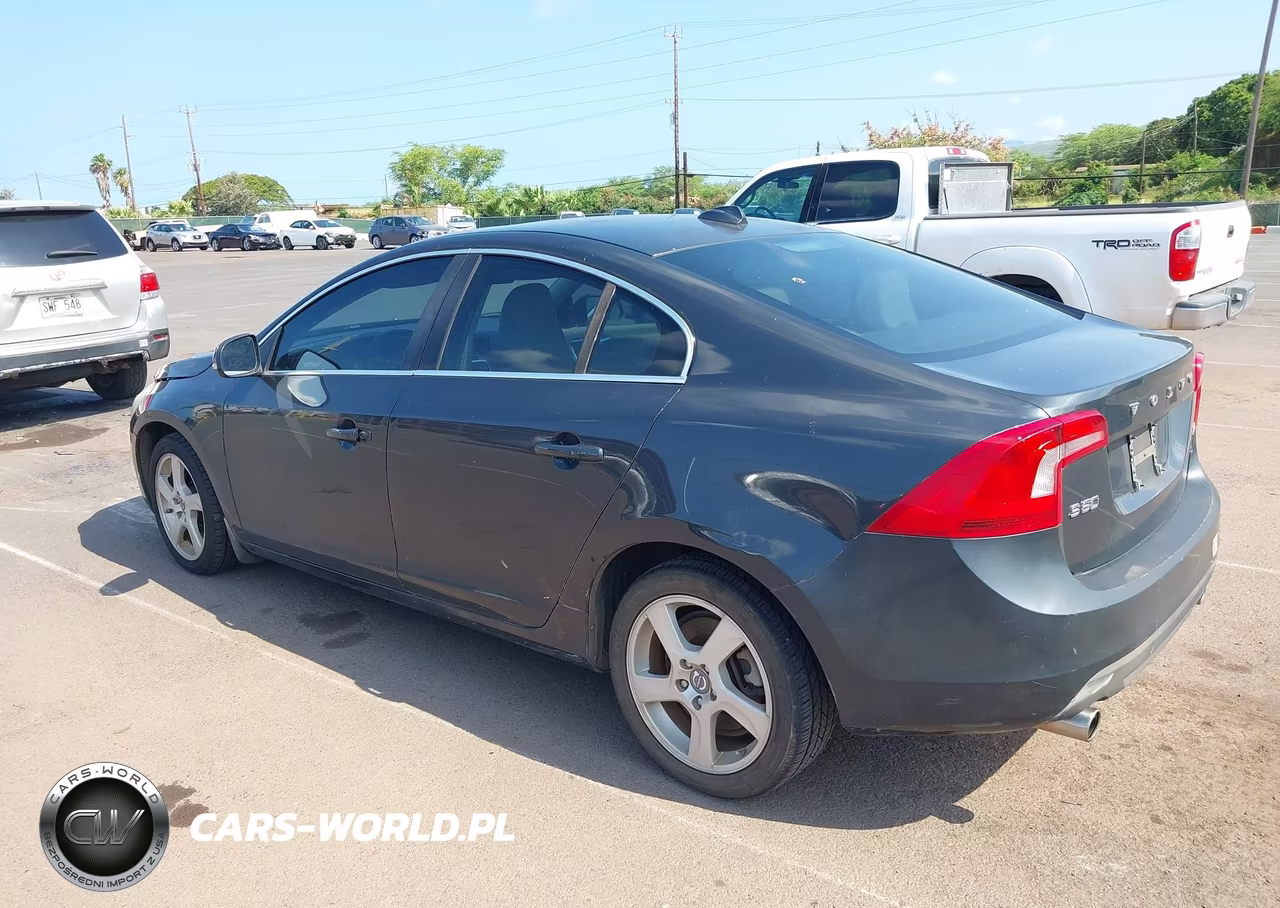 2012 Volvo S60 T5 VIN:YV1622FS7C2115870 - 3