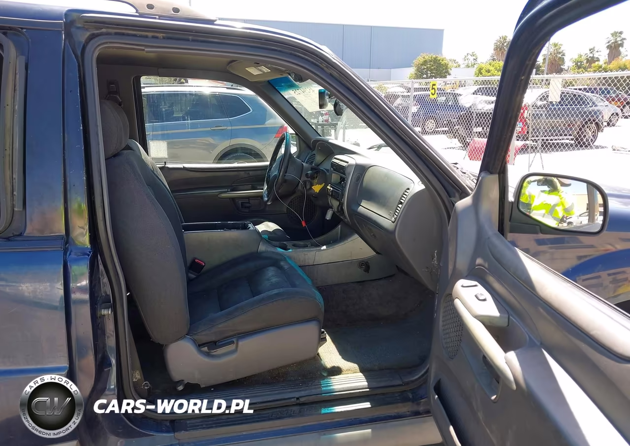 2002 Ford Explorer Sport VIN:1FMYU60E72UC55922 - 5
