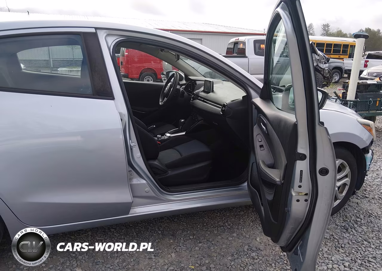 2017 Toyota Yaris Ia VIN:3MYDLBYV8HY184126 - 5