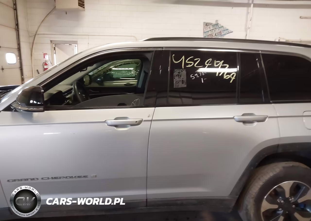 2023 Jeep Grand Cherokee 4Xe VIN:1C4RJYB62PC649344 - 14