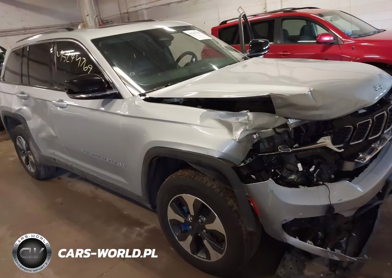 2023 Jeep Grand Cherokee 4Xe VIN:1C4RJYB62PC649344 - 6
