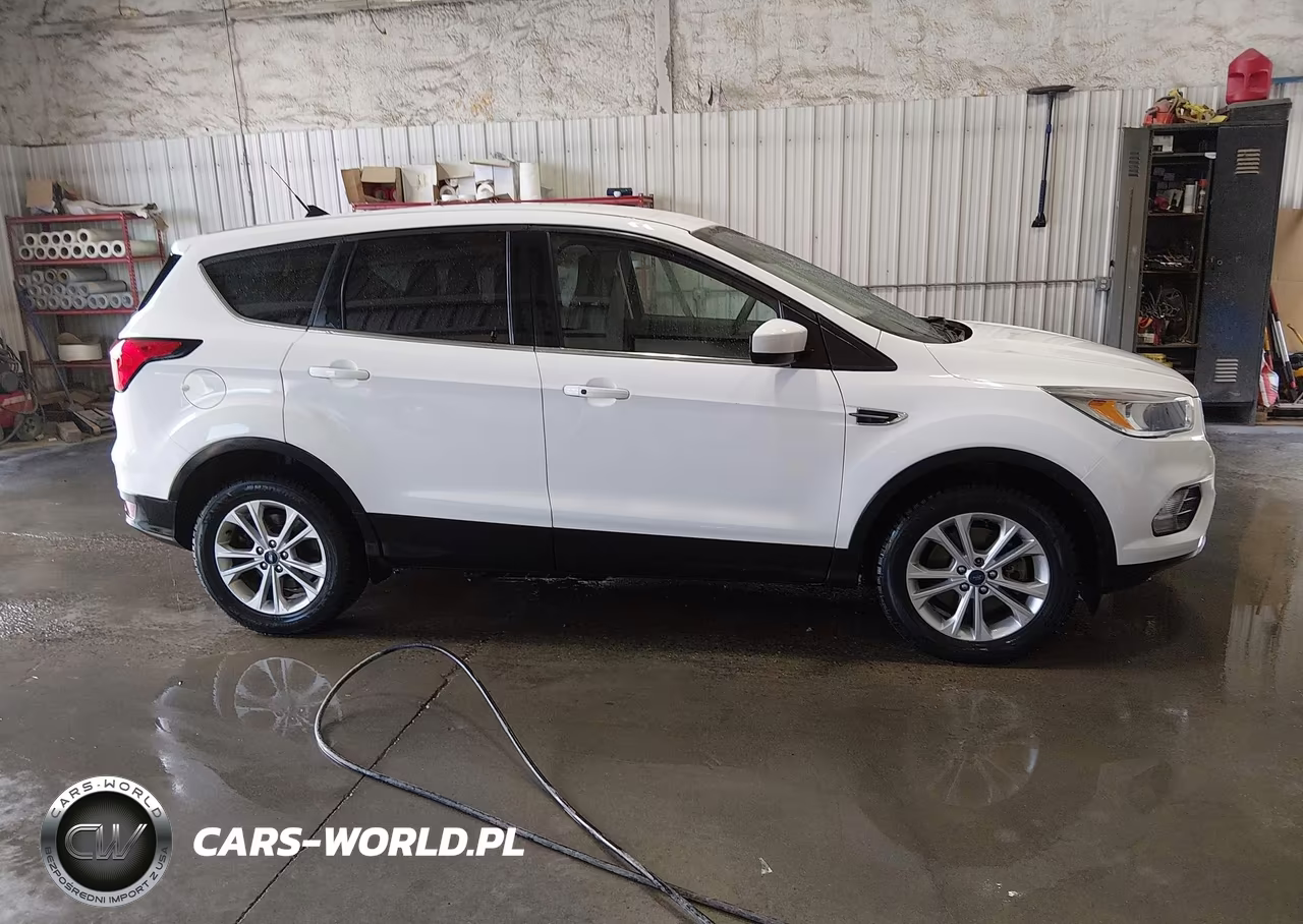 2019 Ford Escape Se VIN:1FMCU9GD2KUB83858 - 16
