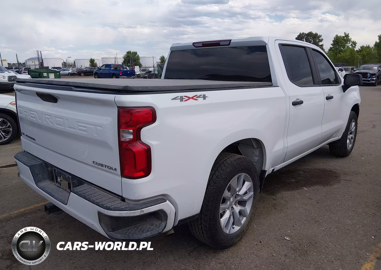 2021 Chevrolet Silverado 1500 4Wd Short Bed Custom VIN:3GCPYBEK7MG446967 - 4