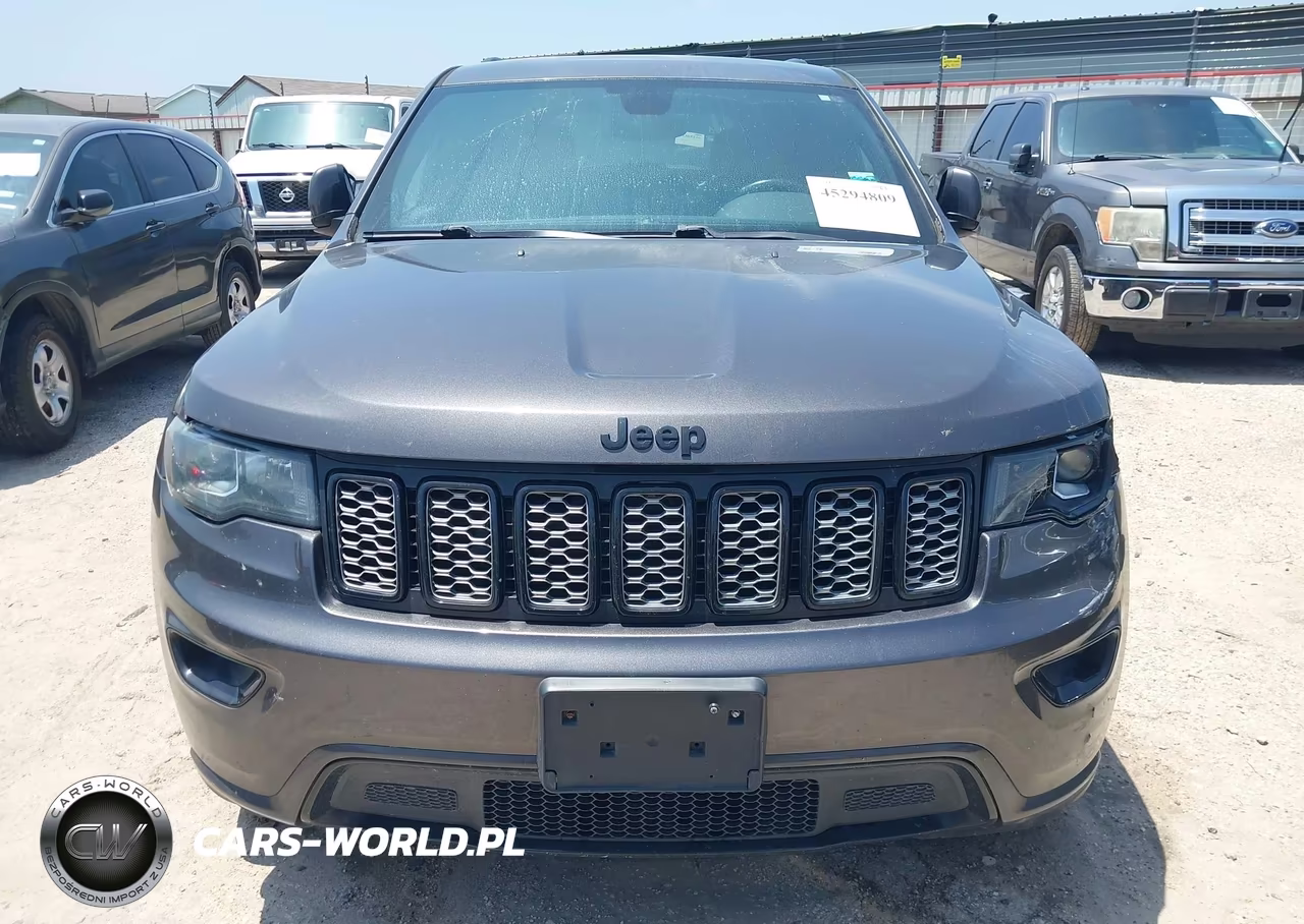 2018 Jeep Grand Cherokee Altitude 4X2 VIN:1C4RJEAG9JC197408 - 12