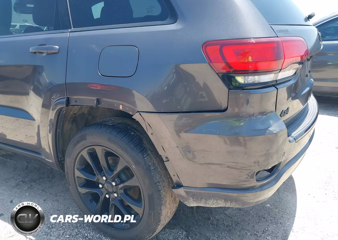 2018 Jeep Grand Cherokee Altitude 4X2 VIN:1C4RJEAG9JC197408 - 19