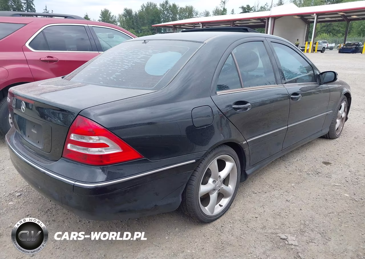 2006 Mercedes-Benz C-Class Sport VIN:WDBRF52H56A825524 - 4