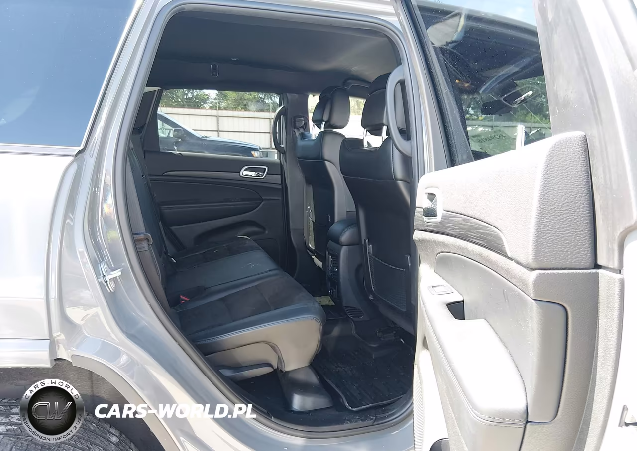 2021 Jeep Grand Cherokee Laredo X 4X4 VIN:1C4RJFAG6MC772106 - 8