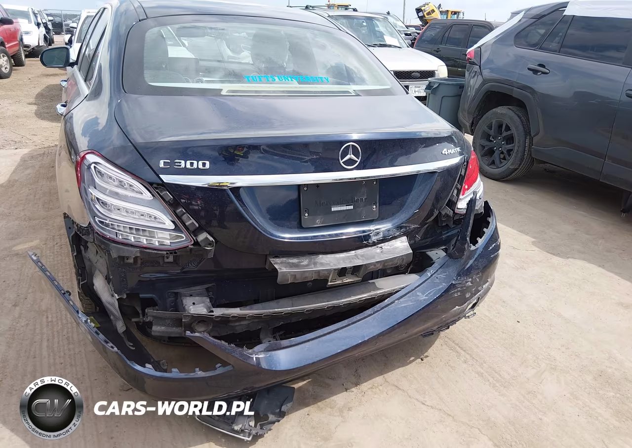 2015 Mercedes-Benz C 300 4Matic VIN:55SWF4KB9FU031500 - 6