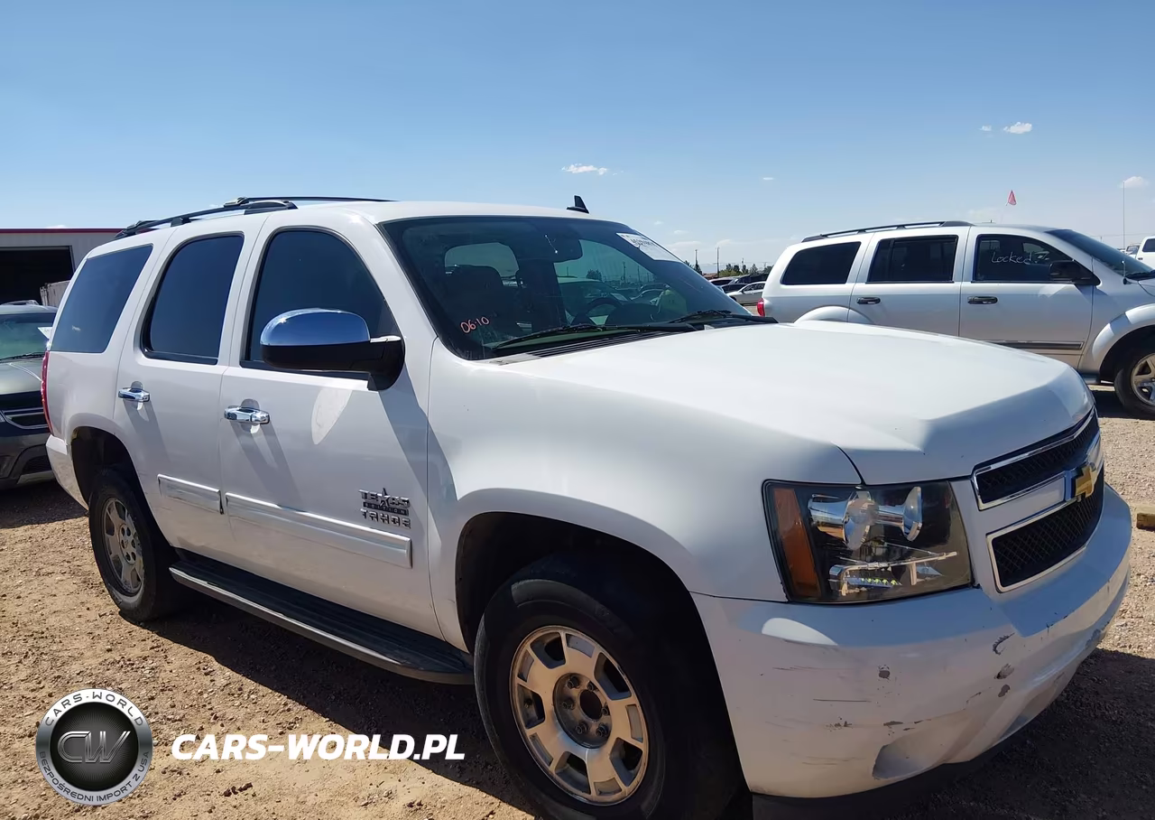 2012 Chevrolet Tahoe Ls VIN:1GNSCAE05CR258679 - 13