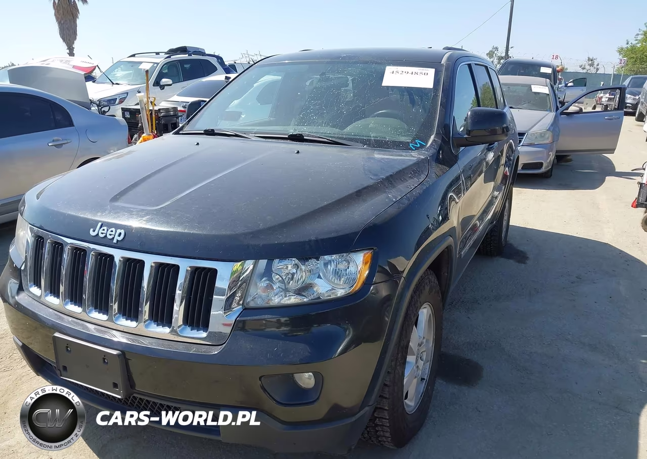 2012 Jeep Grand Cherokee Laredo VIN:1C4RJEAG0CC305305 - 6